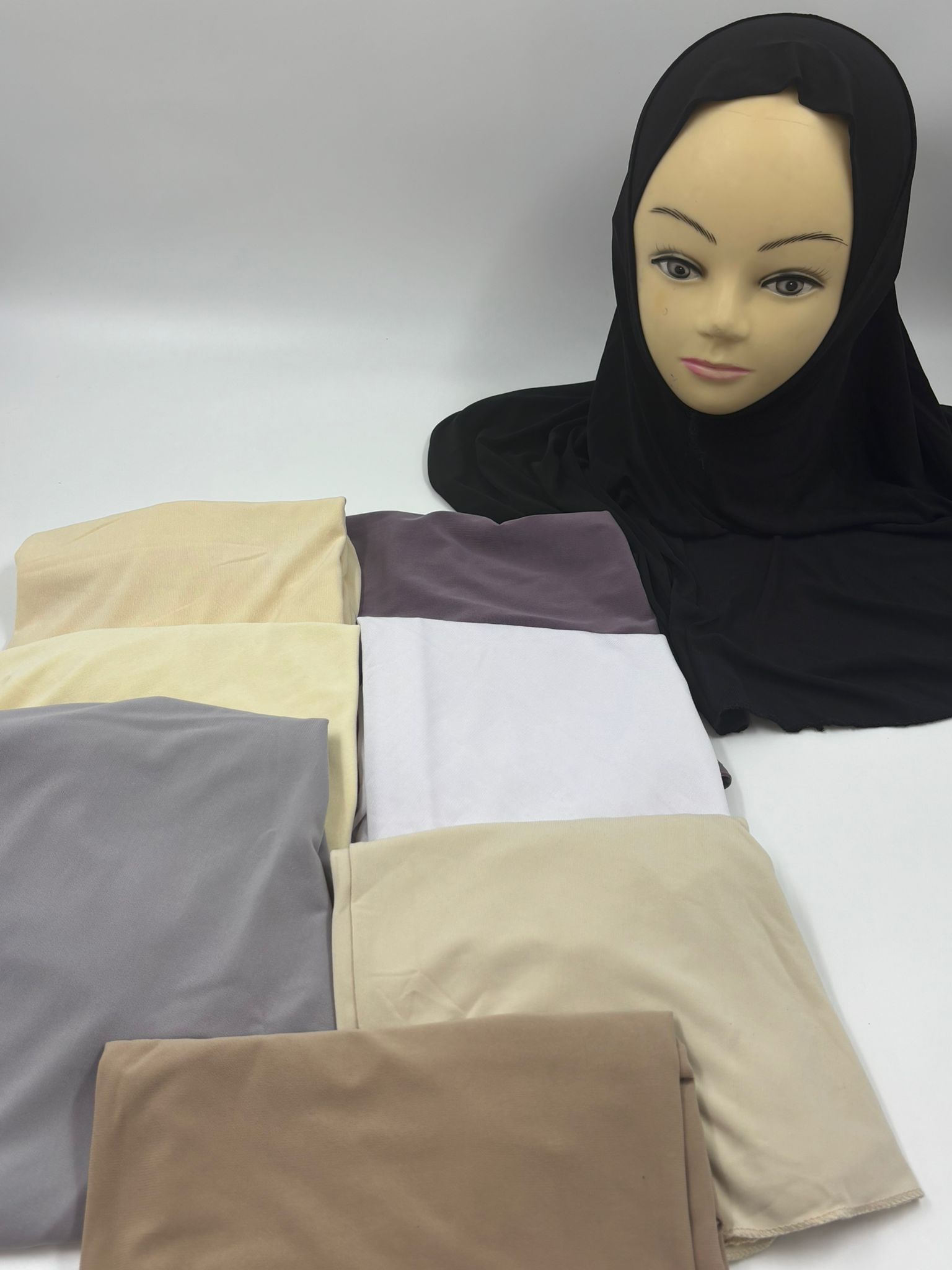 حجاب الأميرة كبير