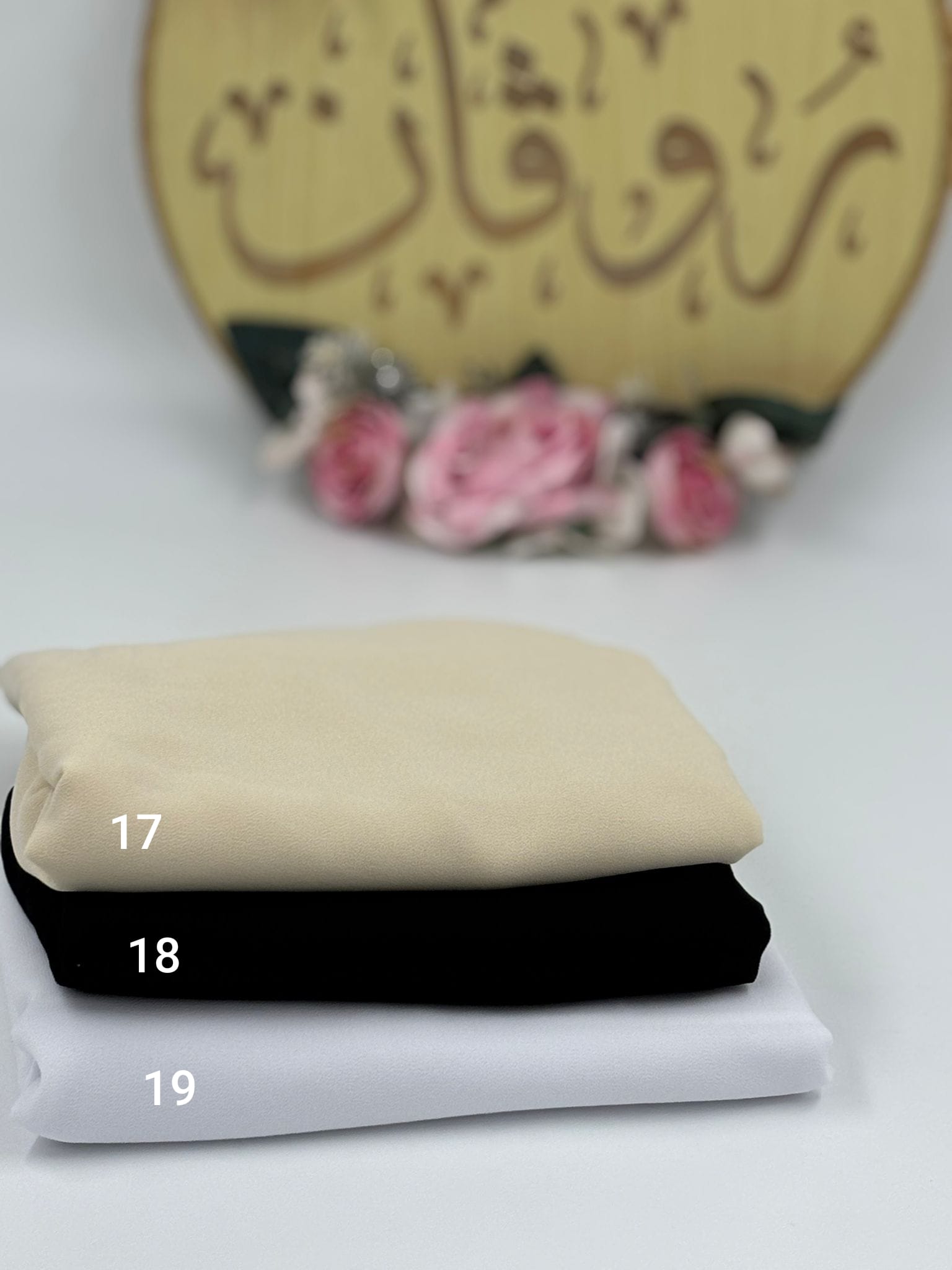 منديل اندونيسي حجم كبير 150×150 /4