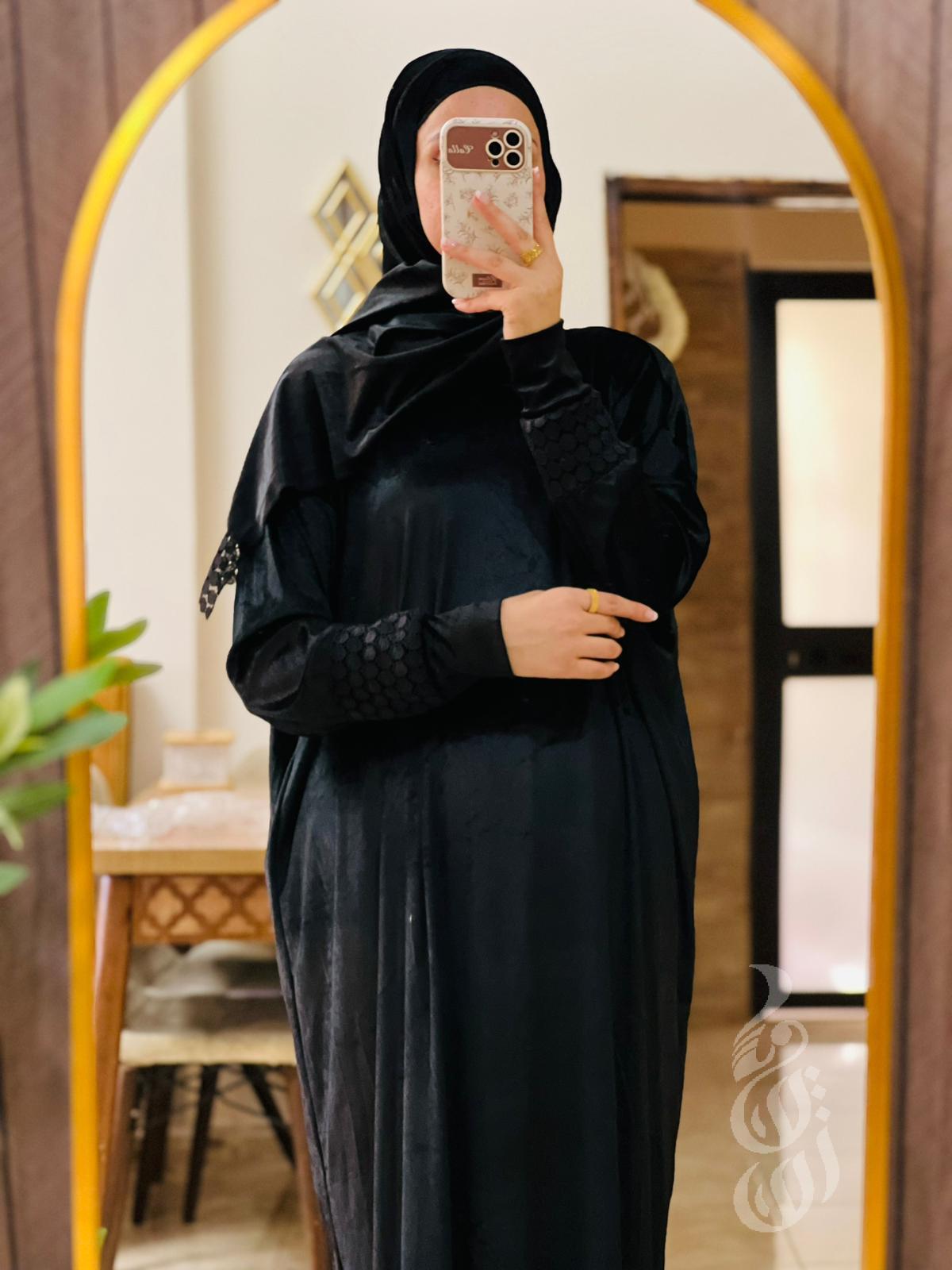 طقم صلاه مخمل قطعة واحدة